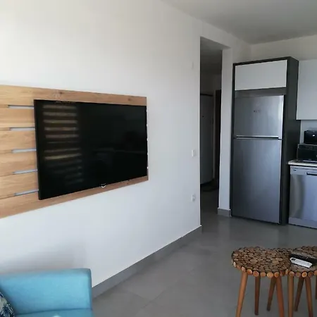 아파트 Mahallesi Sapli Ada Mevkii 5009 Sokak Nr 22 Akbük