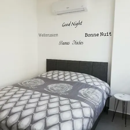 아파트 Mahallesi Sapli Ada Mevkii 5009 Sokak Nr 22 Akbük